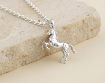 Collar de plata de ley con caballo rampante, regalo de joyería ecuestre