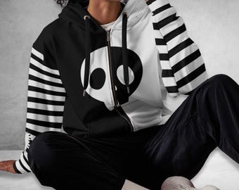 ☺Himi☺ Y2K Emo Hoodie Skull and Stitched Heart Elder Emo Shirt Gift