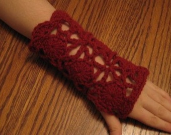Lacy armwarmers, fingerless gloves