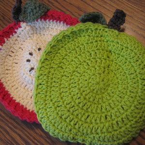 Apple Potholder Double thickness image 3