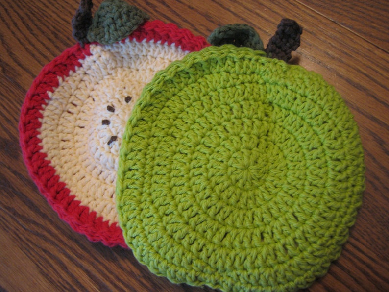 Apple Potholder Double thickness image 3