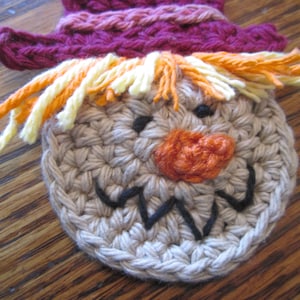 Small Crochet Scarecrow Applique