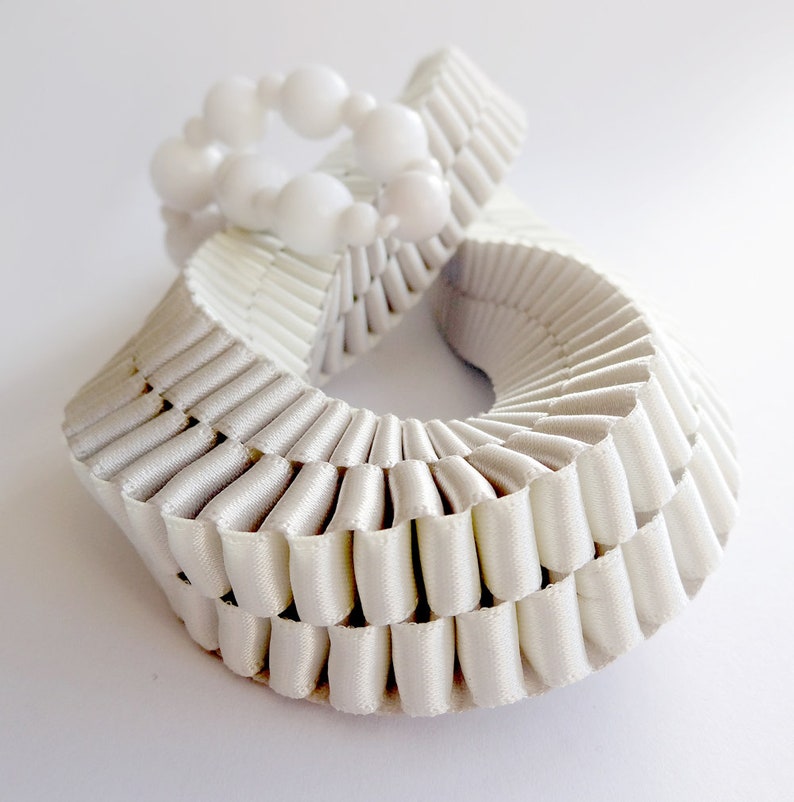 ORIBBON woven ribbon necklace White/Grey with beaded magnetic closure image 1