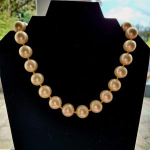 Large Yellow Shell Pearl Necklace with Silver Magnetic Clasp.