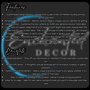 Puede incluir: Un gr&aacute;fico con la palabra "Caracter&iacute;sticas" y una lista de caracter&iacute;sticas para la decoraci&oacute;n de pared personalizable. Las caracter&iacute;sticas incluyen opciones de dise&ntilde;o personalizables, adici&oacute;n de nombres personalizados, selecci&oacute;n de colores, tama&ntilde;o, dise&ntilde;o multiusos y calidad. El gr&aacute;fico tambi&eacute;n incluye la palabra "Beneficios" y una lista de beneficios para la decoraci&oacute;n de pared. Los beneficios incluyen la expresi&oacute;n personal, la opci&oacute;n de regalo perfecto, la mejora del hogar y la oficina, la facilidad de visualizaci&oacute;n y la idoneidad para todas las edades.