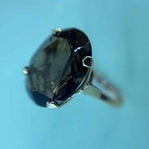9ct Gold Smokey Quartz Ring. Ref: SH3275