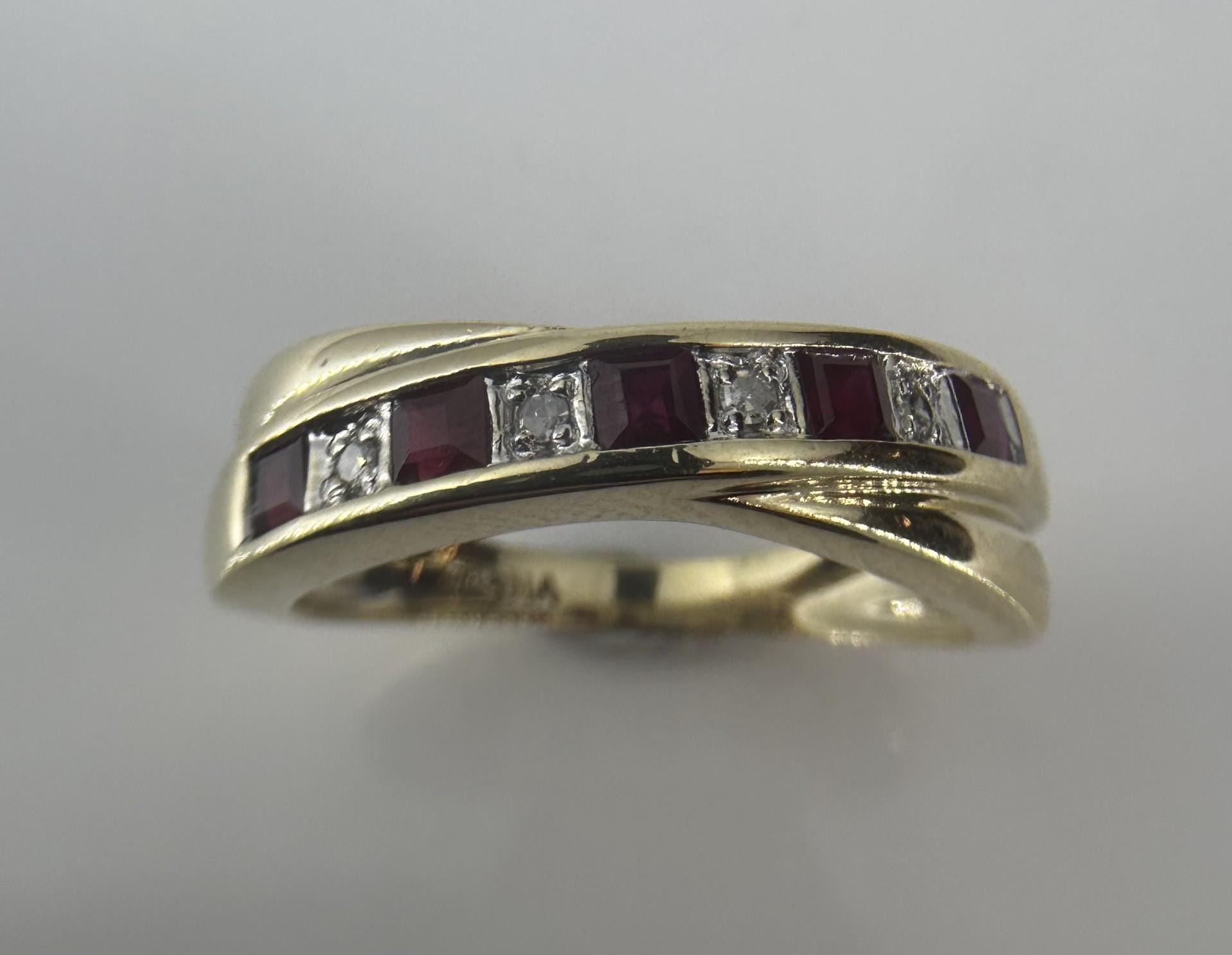9ct Ruby and Diamond Ring. Ref: SH4913 - Etsy Canada
