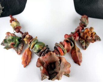 Vintage Massive Composite Wood 3D Flower Leave Boutique Pendant Cord Necklace