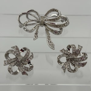 Kenneth Jay Lane for Avon Bow Brooch & Earrings Set KJL