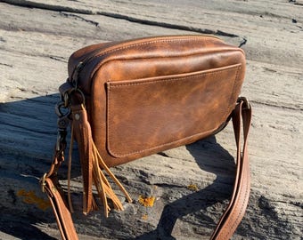 Saddle brown Leather square crossbody bag, leather box shape bag, brown Italian pebble grain leather