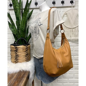 Caramel leather hobo bag, tan large hobo bag,  leather purse, genuine leather handbag, zippered hobo, handmade in maine