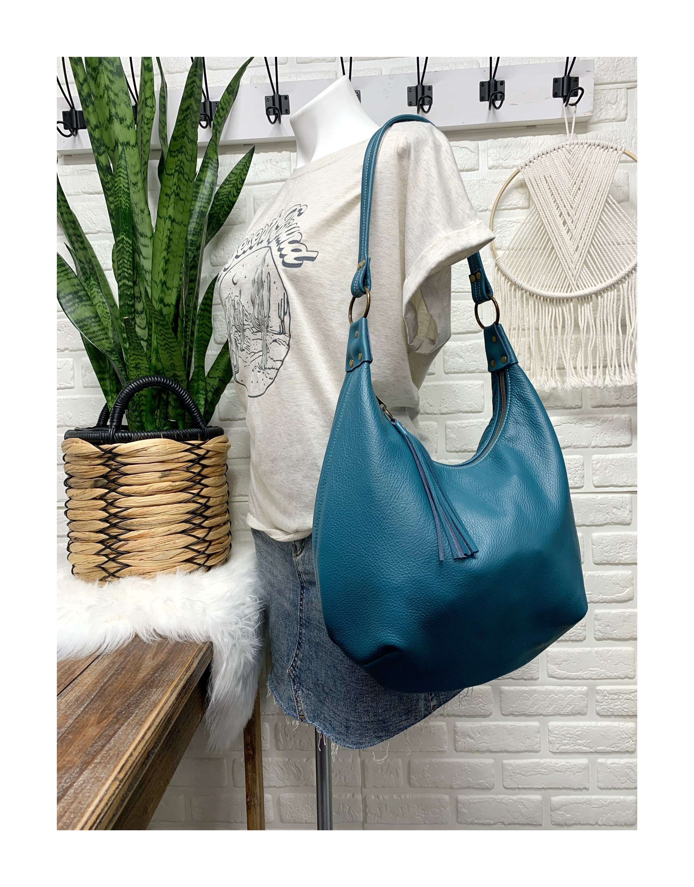 ショルダーバッグ・ポシェット GREEN STUFF Filled hobo bag 65 embroidery lace block ivory M Amazon.com: Women Woven Tote Small Crossbody Bag, Weave