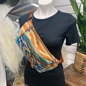 Bolso bandolera cruzado, bandolera de lana y cuero, lana Pagosa Springs, bolso bandolera de cuero, bolso de lana y cuero