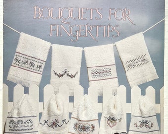 Bouquets For Fingertips Leisure Arts Cross Stitch Leaflet 927 Designs by Diane Brakefield 1990