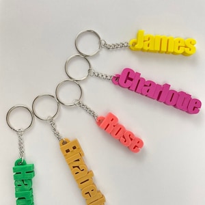 Porte-clés personnalisé - Porte-clés personnalisé - Remplisseurs de sac de fête - étiquette de sac d'école - étiquette de sac de livre - étiquette nominative - petits cadeaux - imprimé 3D