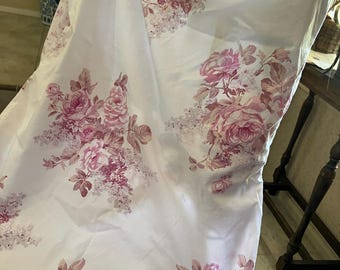 Simply Shabby Chic Pillowcase...Large Roses on Front, small on Back. 21 x 26