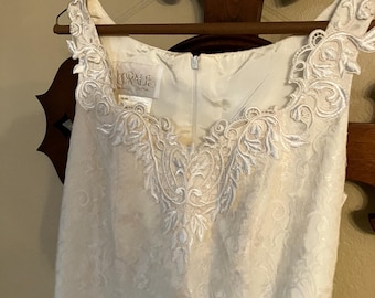 Loralie LACY Vintage Wedding Dress,Gown Wear or Repurpose the Lace