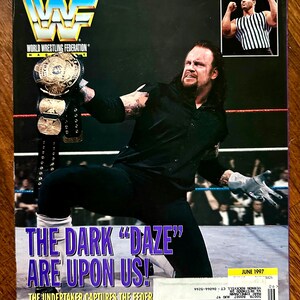 Undertaker WWF Magazine giugno 1997 / The Undertaker Vintage / Rara rivista di wrestling degli anni '90 con 9 carte collezionabili di wrestling bonus all'interno