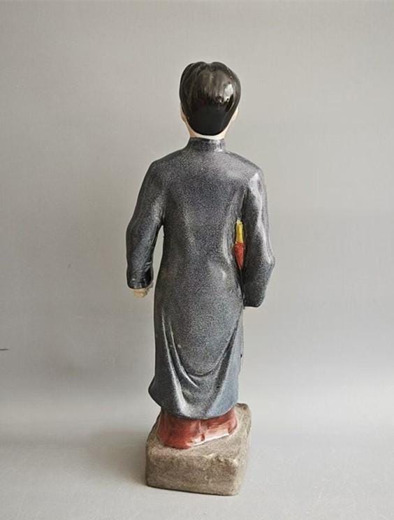 中国美術コレクション 文化大革命磁器 毛沢東主席が安元像を訪れた