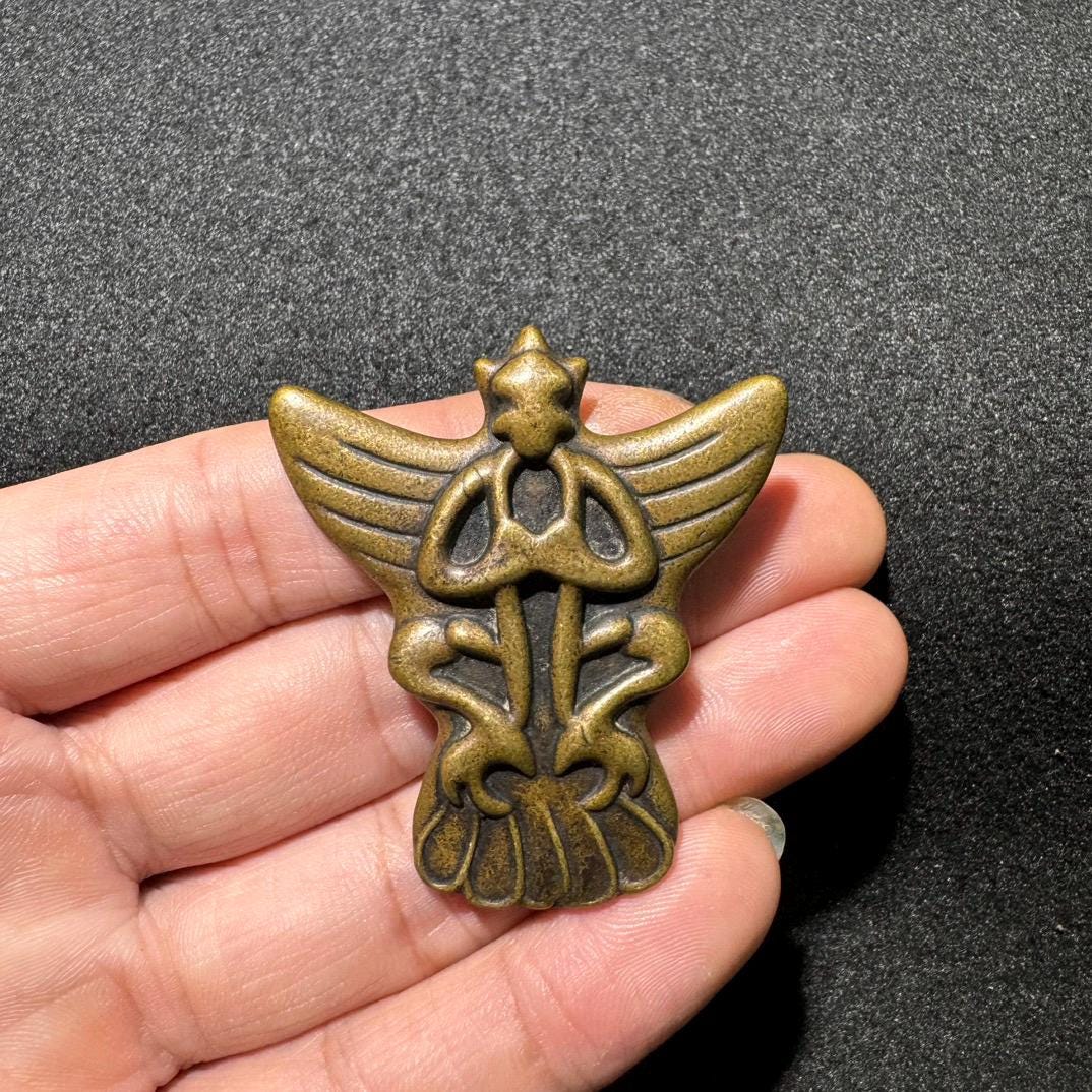 チベット 銅製 鳥 仏像 経典 寺院 お守り ロック鳥 ペンダント - Etsy 日本
