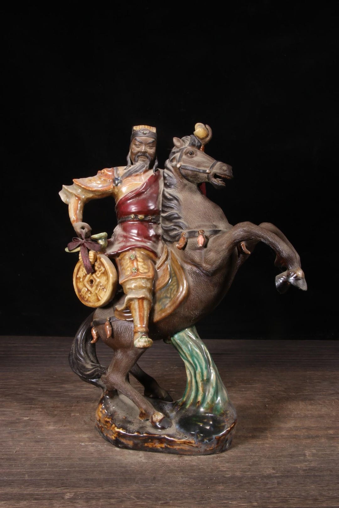 アンティークの石湾陶器製富貴神馬置物：風水装飾 - Etsy 日本