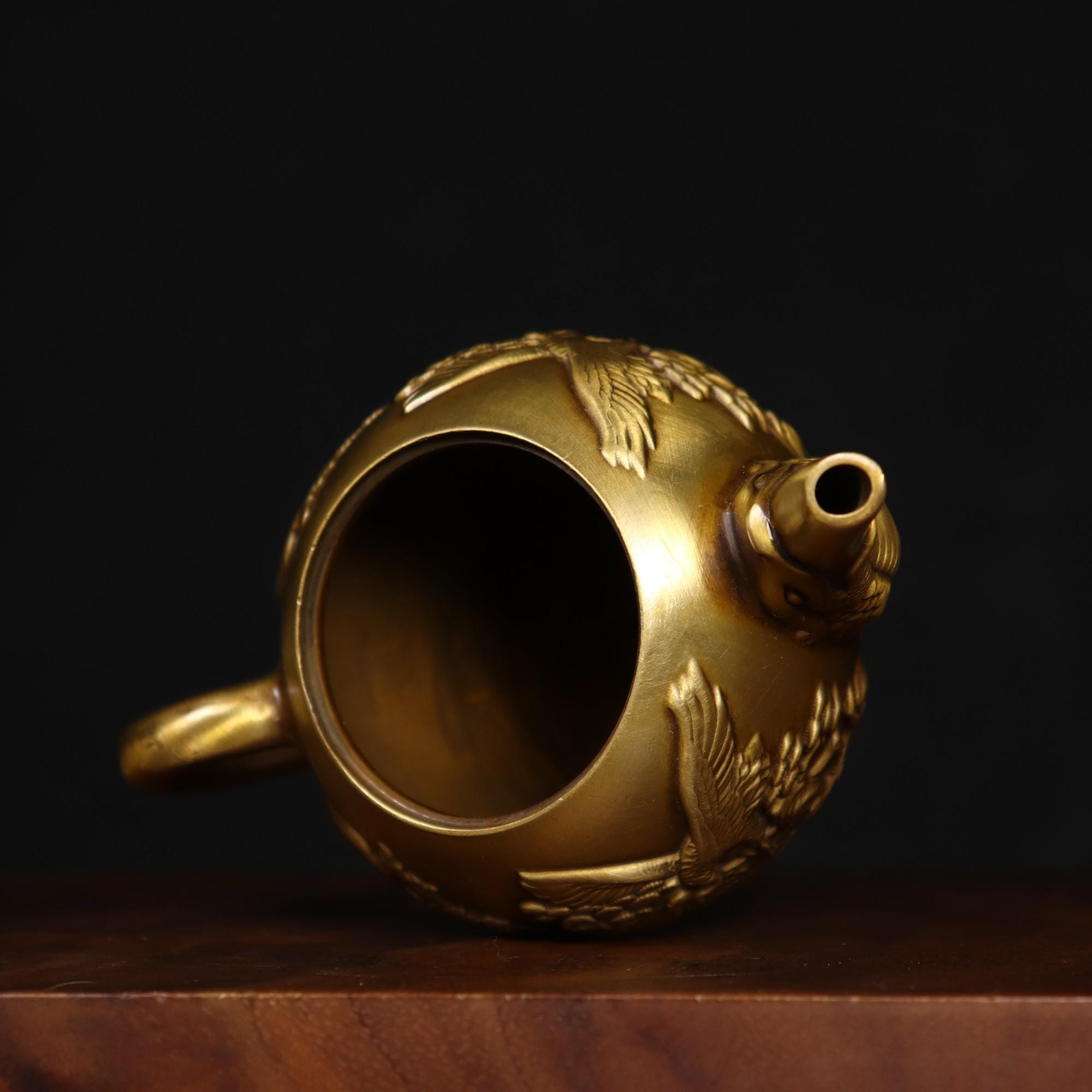 龍ティーポット　銅雕ティーポット 金属工芸品 酒壺 工芸品が美しい 龍ティーポット銅雕ティーポット 金属工芸品 酒壺 工芸品が美しい