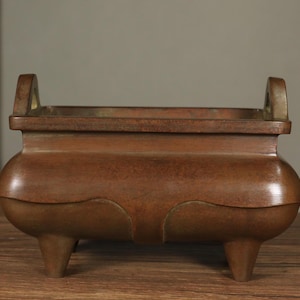 Antique Bronze Incense Burner: Hand-Forged Chinese Censer