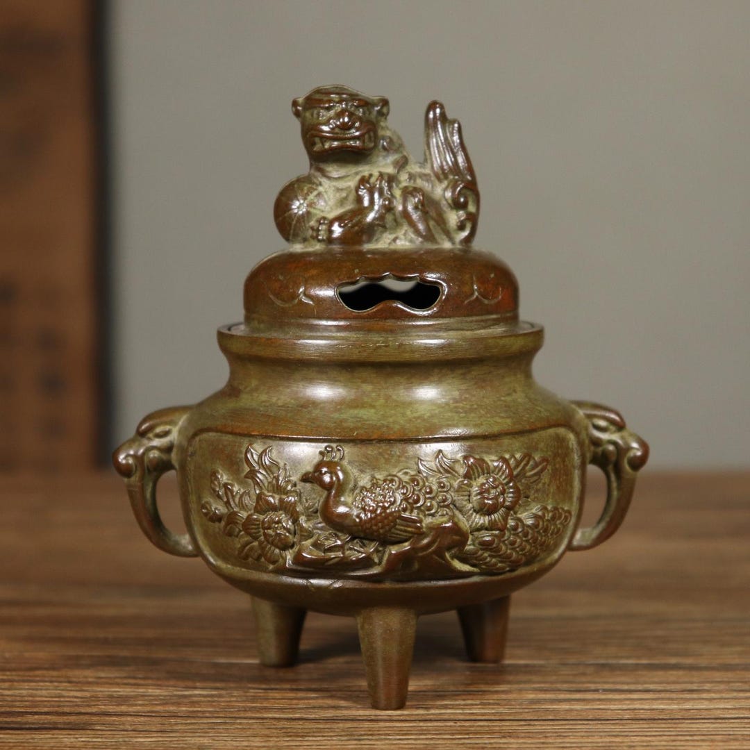 アンティークブロンズ香炉：獅子蓋付き中国製三脚香炉 - Etsy 日本