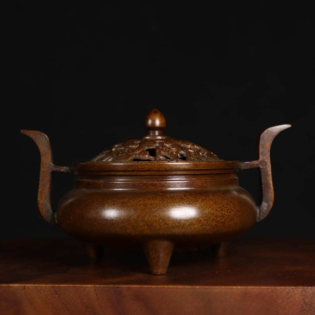 アンティーク中国青銅香炉：龍のモチーフの精神的な祭壇の収集品