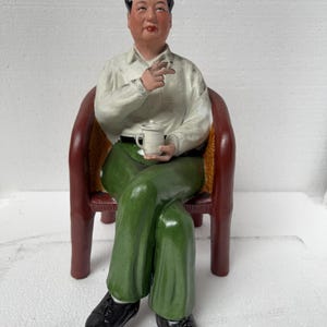 Art collection Chinese Cultural Revolution Chairman MAO Porcelain statue