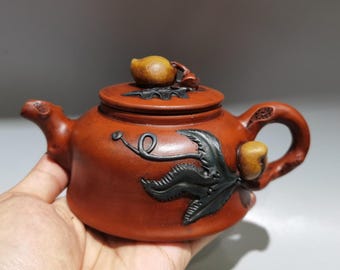Handmade Yixing Zisha Teapot: Shou Tao Longevity Peach, Red Clay (360cc)