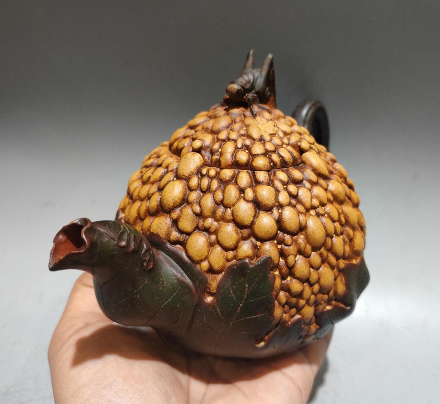Vintage Yixing Zisha Teapot – Golden Melon Huangduan Clay, 450ml