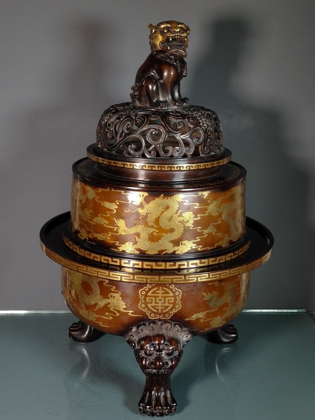 最新 Gilt Antique Chinese Massive Copper Hand-chased Censer, コレクション