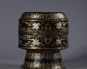 Vintage Chinese Lacquerware Box: Gold Lotus & Landscape Design