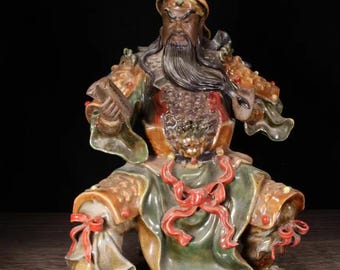 関羽像(陶器製) 楽天市場】石湾陶器 関聖帝君 関羽像 陶器置物 関帝 関羽雲長 武廟