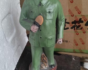 中国文化大革命時代の大型磁器製置物 – 毛沢東像 | コレクターズ