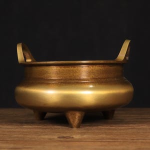 Chinese Solid Brass Tripod Ding Incense Burner – Thick Patina Meditation Censer – Study Room Decor & Meaningful Gift