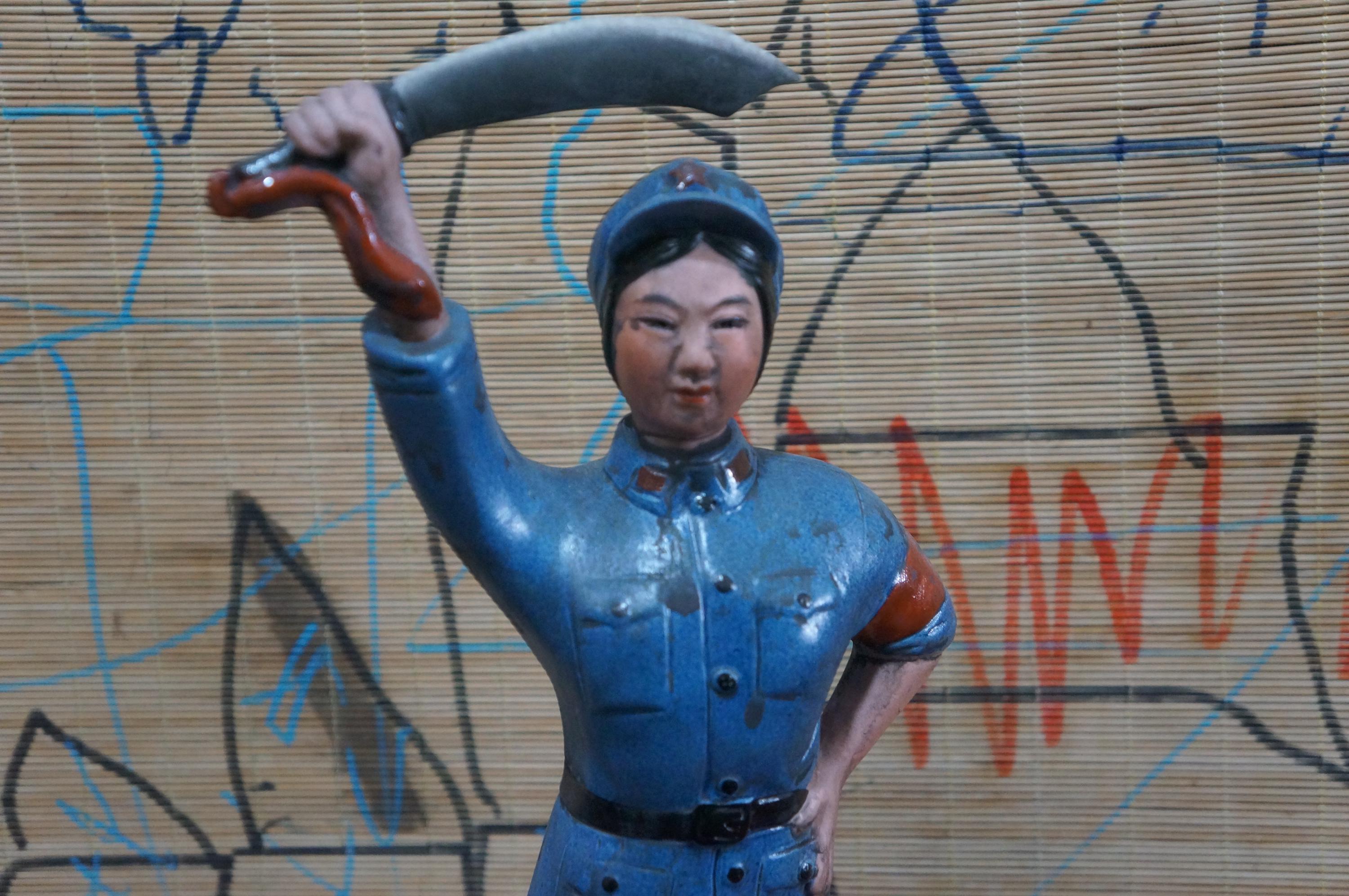 中国の壁画　戦時のもの　人物図　貴重品 古董品古美術 AK1921A7-2 Chinese Art Collection Cultural Revolution Porcelain Figure