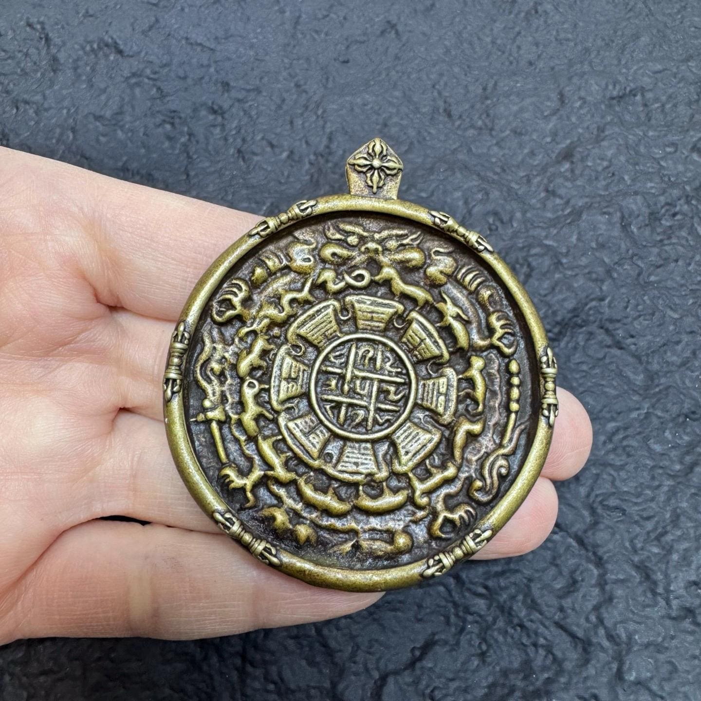 アンティーク チベット銅製 九宮金剛杵 お守りペンダント - Etsy 日本