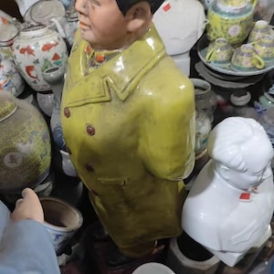 Big Chinese Cultural Revolution Porcelain Figurine–Chairman Mao Statue|1960s Propaganda Art Collectible Home Decor