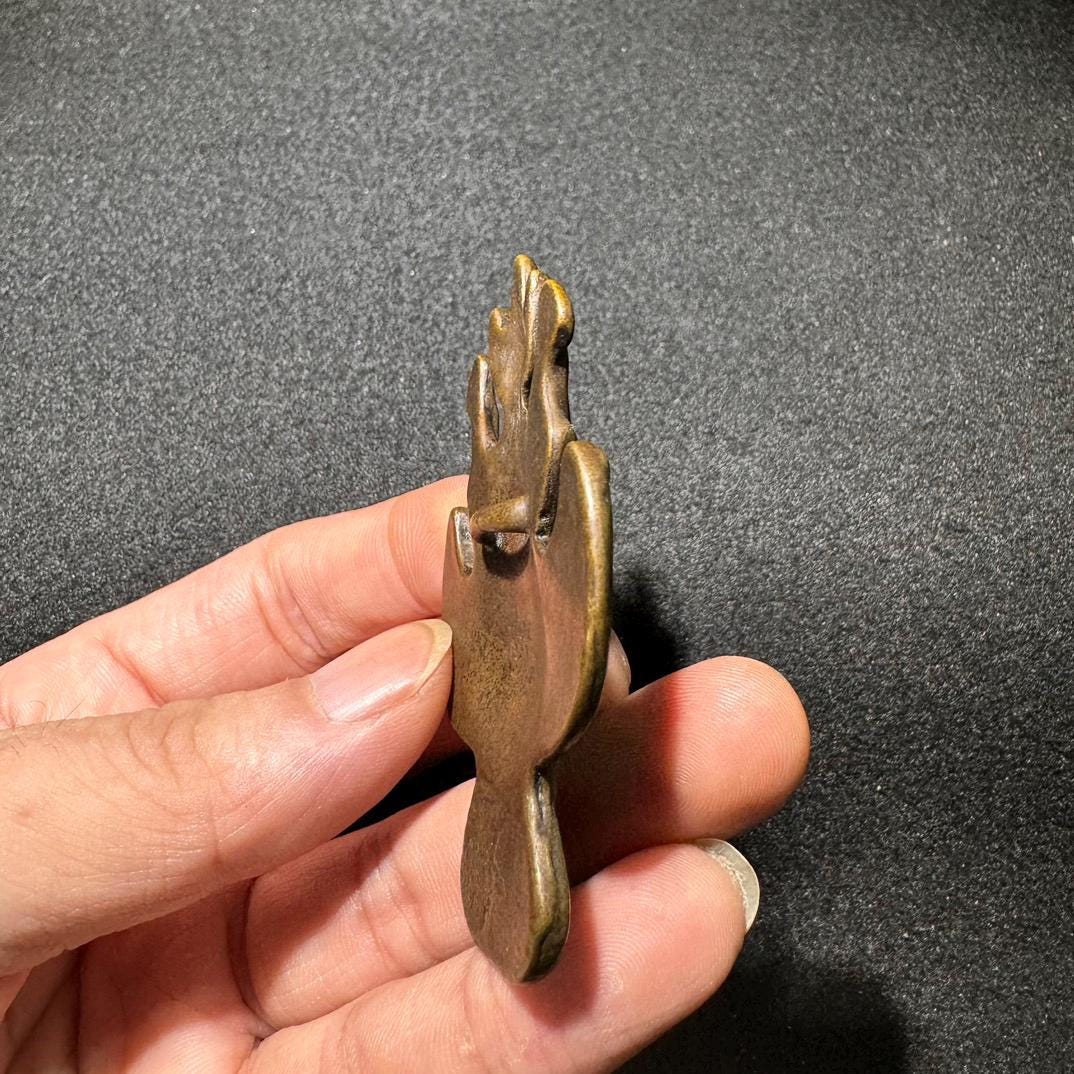チベット　お守りペンダント　鳥 チベット 銅製 鳥 仏像 経典 寺院 お守り ロック鳥 ペンダント - Etsy 日本