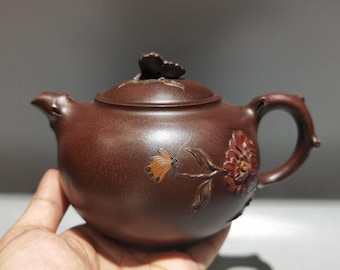 Vintage Handmade Yixing Zisha Teapot – Butterfly & Flower Motif | 400cc | Oriental tea pot