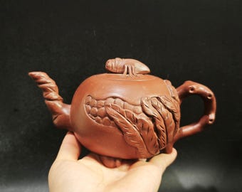 Vintage Chinese  Yixing Handmade Clay Teapot Pomegranate Design Qing Shui Ni Kung Fu TeaPot