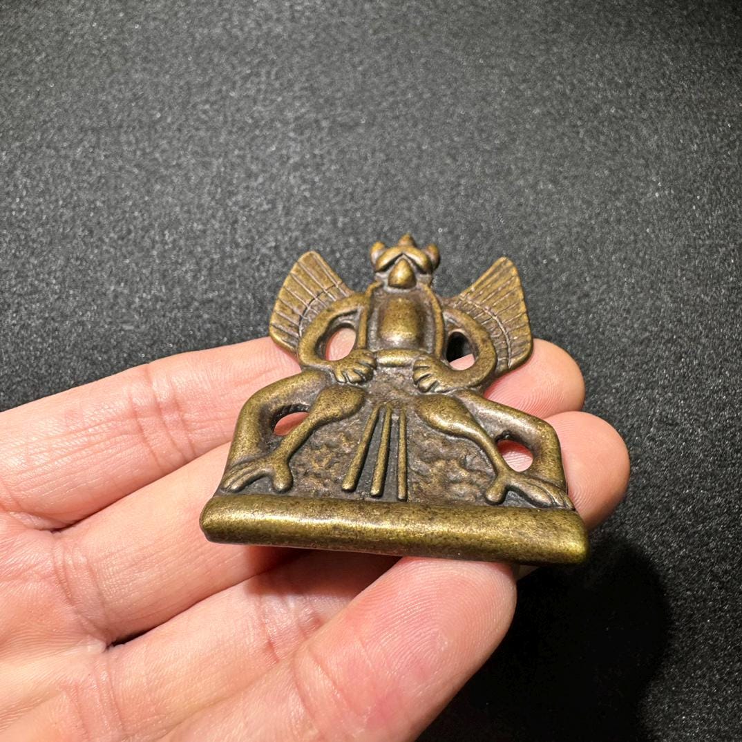 チベット 銅製 鳥 仏像 経典 寺院 お守り ロック鳥 ペンダント - Etsy 日本