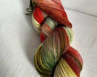 Red, Green, Grey, White Hand Dyed 4ply Sock Wool/Nylon Yarn 400 Mtrs  100gms