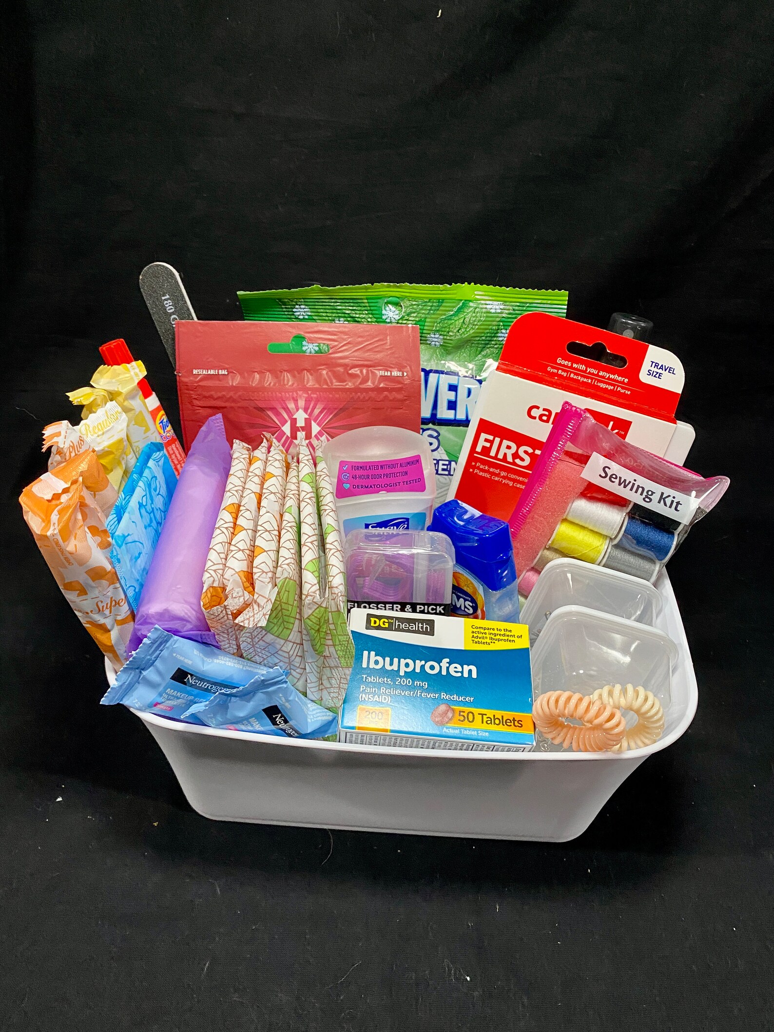 Wedding Guest Women's Bathroom Basket, Bathroom Essentials Women ...