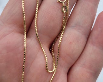 Cadena de caja de 16" de oro amarillo macizo de 10 kt
