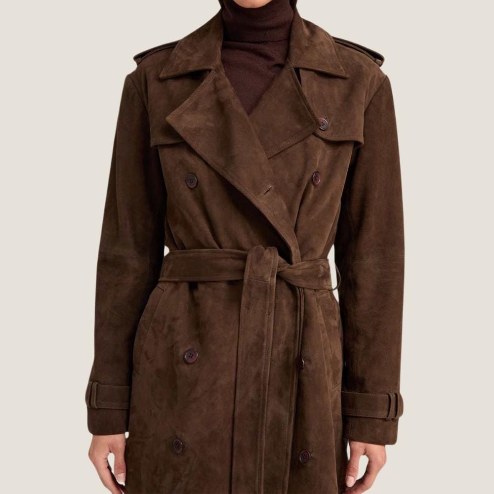 ダークブラウンのスエードトレンチコート レディース - 秋冬用ベルト