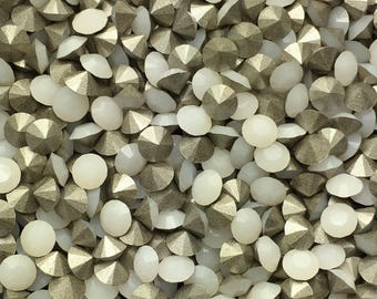 PP32 White Alabaster Swarovski Rhinestone Chatons Round Article 1028 Xilion First Quality Machine Cut Crystal 30pc milk glass epoxy clay