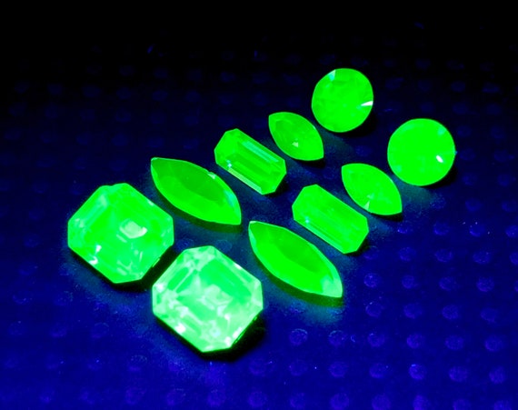 Large Uranium Glass Gem Oval Cut Green Faceted 20x15mm